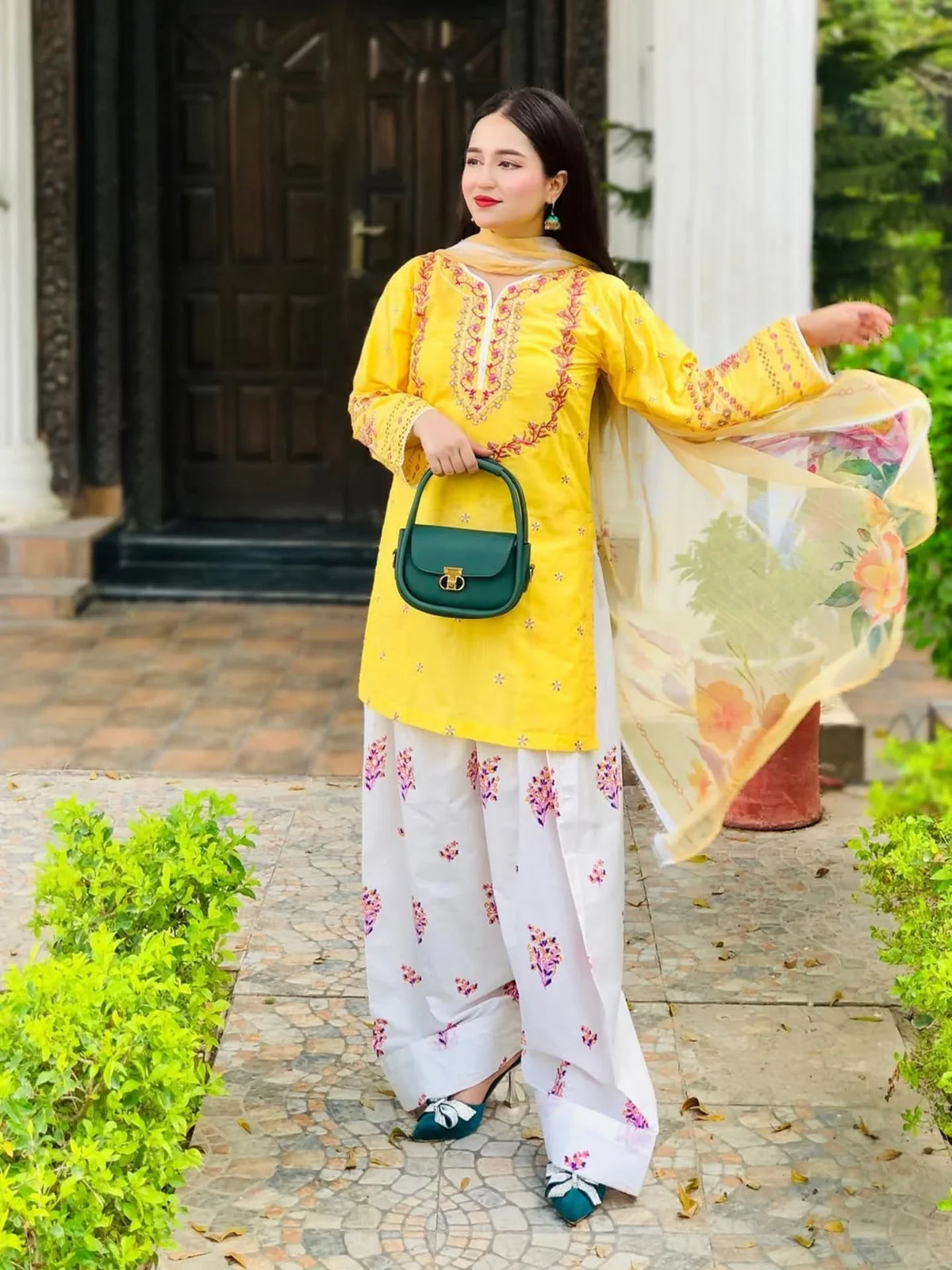Hajra Emb Soft Lawn 3pc